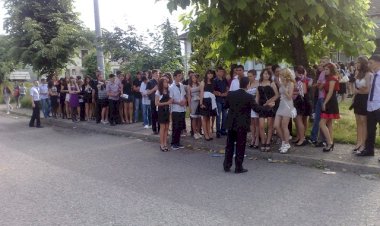 Maturanti O.Š. Desanka Maksimović Stanari 2011