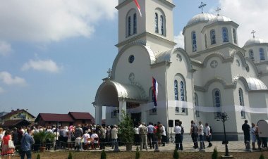 Освештан Храм у Станарима