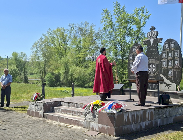 Služen parastos poginulim borcima u Ljebu
